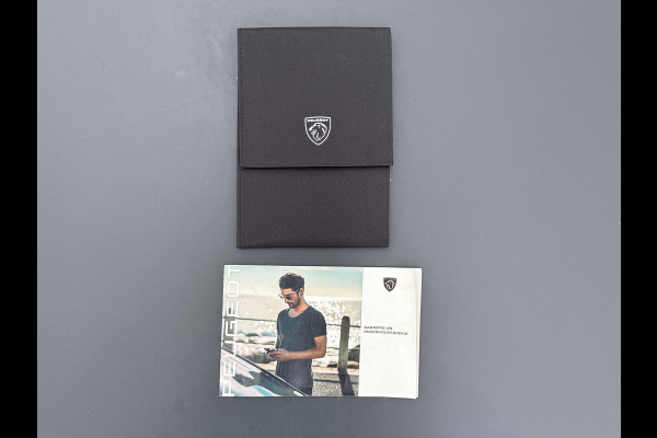 Peugeot e-2008 EV Allure Pack 50kWh SOH 89% Navi* Ecc 360°Camera Apple Carplay Android Auto Cruise Control Lmv 17" Led Keyless Privacy Glas Rijstrooksensor 1e Eigenaar Origineel Nederlandse Auto