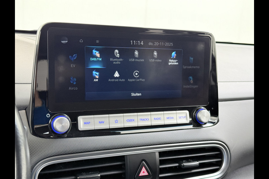 Hyundai Kona EV Fashion 64kWh SOH 100% Warmtepomp Head Up Display Adap.Cruise Navi Ecc Camera Apple Carplay Android Auto Pdc Lane Assist Dodehoekwaarschuwing Keyless Privacy Glas DAB FCA 1e Eigenaar Origineel Nederlandse Auto