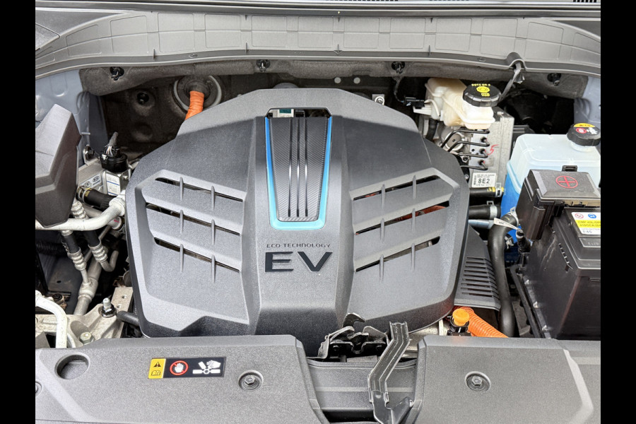 Hyundai Kona EV Fashion 64kWh SOH 100% Warmtepomp Head Up Display Adap.Cruise Navi Ecc Camera Apple Carplay Android Auto Pdc Lane Assist Dodehoekwaarschuwing Keyless Privacy Glas DAB FCA 1e Eigenaar Origineel Nederlandse Auto