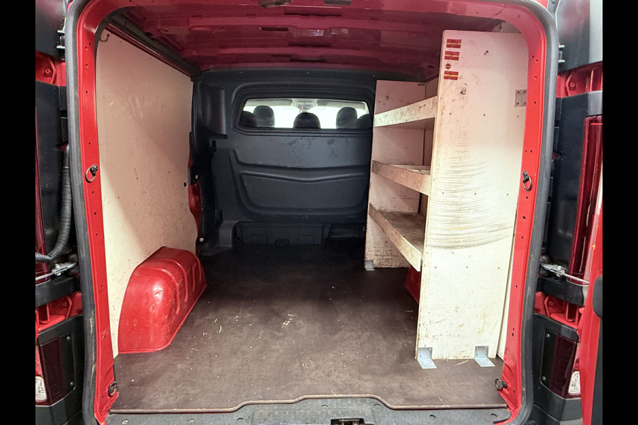 Opel Vivaro 1.6CDTI 126PK L2H1 DC Dubbele Cabine 5-Persoons Navi Camera Airco Trekhaak Cruise Control Pdc Sport EcoFlex Betonplex Vloer Wandbetimmering Schuifdeur Euro 6 1e Eigenaar Origineel Nederlandse Auto