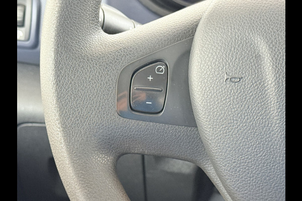 Opel Vivaro 1.6CDTI 126PK L2H1 DC Dubbele Cabine 5-Persoons Navi Camera Airco Trekhaak Cruise Control Pdc Sport EcoFlex Betonplex Vloer Wandbetimmering Schuifdeur Euro 6 1e Eigenaar Origineel Nederlandse Auto