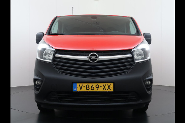 Opel Vivaro 1.6CDTI 126PK L2H1 DC Dubbele Cabine 5-Persoons Navi Camera Airco Trekhaak Cruise Control Pdc Sport EcoFlex Betonplex Vloer Wandbetimmering Schuifdeur Euro 6 1e Eigenaar Origineel Nederlandse Auto