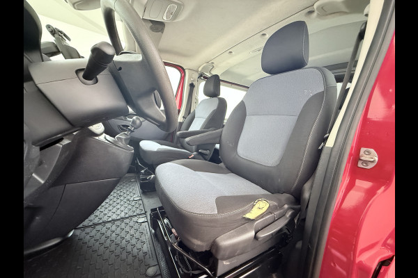 Opel Vivaro 1.6CDTI 126PK L2H1 DC Dubbele Cabine 5-Persoons Navi Camera Airco Trekhaak Cruise Control Pdc Sport EcoFlex Betonplex Vloer Wandbetimmering Schuifdeur Euro 6 1e Eigenaar Origineel Nederlandse Auto