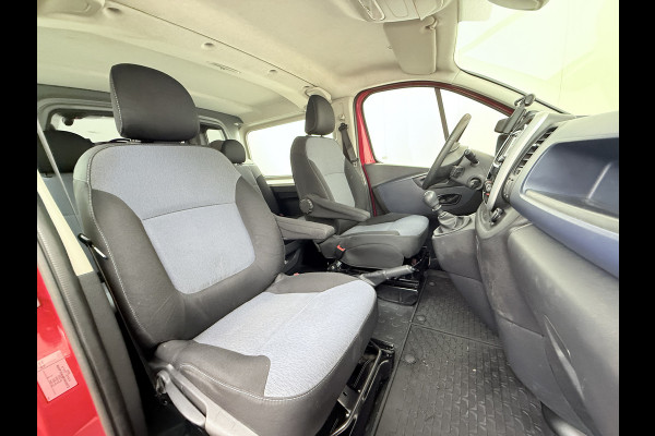 Opel Vivaro 1.6CDTI 126PK L2H1 DC Dubbele Cabine 5-Persoons Navi Camera Airco Trekhaak Cruise Control Pdc Sport EcoFlex Betonplex Vloer Wandbetimmering Schuifdeur Euro 6 1e Eigenaar Origineel Nederlandse Auto