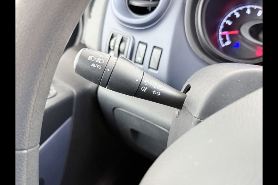 Opel Vivaro 1.6CDTI 126PK L2H1 DC Dubbele Cabine 5-Persoons Navi Camera Airco Trekhaak Cruise Control Pdc Sport EcoFlex Betonplex Vloer Wandbetimmering Schuifdeur Euro 6 1e Eigenaar Origineel Nederlandse Auto