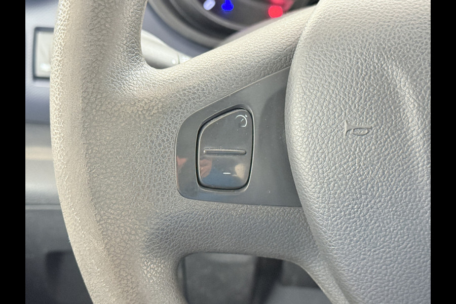 Opel Vivaro 1.6CDTI 126PK L2H1 DC Dubbele Cabine 5-Persoons Navi Camera Airco Trekhaak Cruise Control Pdc Sport EcoFlex Betonplex Vloer Wandbetimmering Schuifdeur Euro 6 1e Eigenaar Origineel Nederlandse Auto