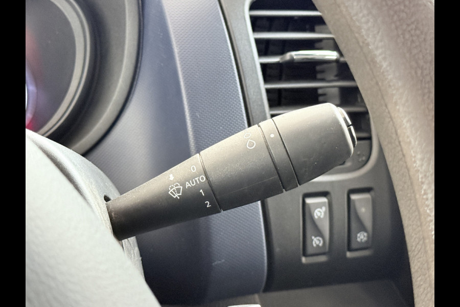 Opel Vivaro 1.6CDTI 126PK L2H1 DC Dubbele Cabine 5-Persoons Navi Camera Airco Trekhaak Cruise Control Pdc Sport EcoFlex Betonplex Vloer Wandbetimmering Schuifdeur Euro 6 1e Eigenaar Origineel Nederlandse Auto