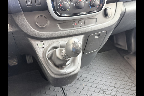 Opel Vivaro 1.6CDTI 126PK L2H1 DC Dubbele Cabine 5-Persoons Navi Camera Airco Trekhaak Cruise Control Pdc Sport EcoFlex Betonplex Vloer Wandbetimmering Schuifdeur Euro 6 1e Eigenaar Origineel Nederlandse Auto