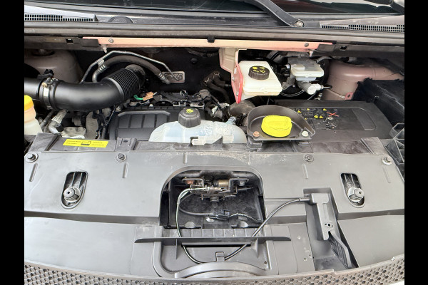 Opel Vivaro 1.6CDTI 126PK L2H1 DC Dubbele Cabine 5-Persoons Navi Camera Airco Trekhaak Cruise Control Pdc Sport EcoFlex Betonplex Vloer Wandbetimmering Schuifdeur Euro 6 1e Eigenaar Origineel Nederlandse Auto