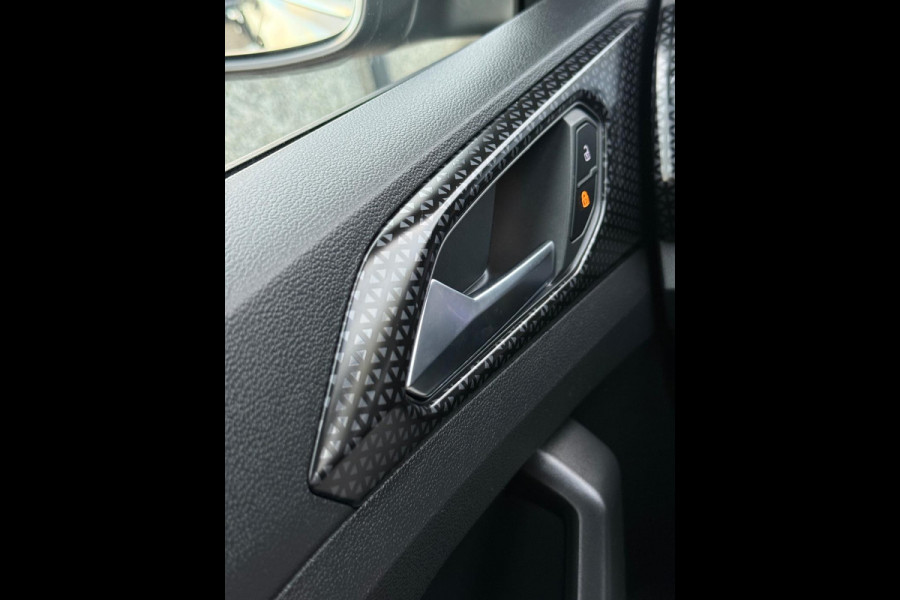 Volkswagen T-Cross 1.0 TSI R-line CarPlay Camera