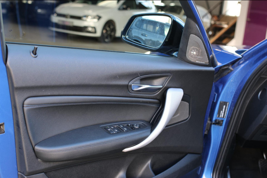 BMW 1-serie M140i xDrive LCI2 *Schuifdak*H/K*Navi Pro*1e eigenaar*