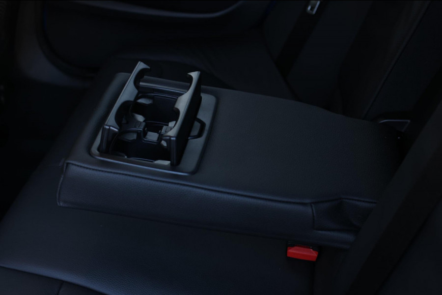 BMW 1-serie M140i xDrive LCI2 *Schuifdak*H/K*Navi Pro*1e eigenaar*