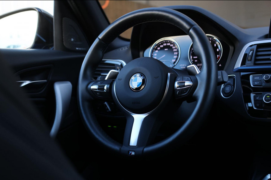 BMW 1-serie M140i xDrive LCI2 *Schuifdak*H/K*Navi Pro*1e eigenaar*