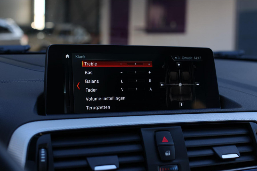 BMW 1-serie M140i xDrive LCI2 *Schuifdak*H/K*Navi Pro*1e eigenaar*