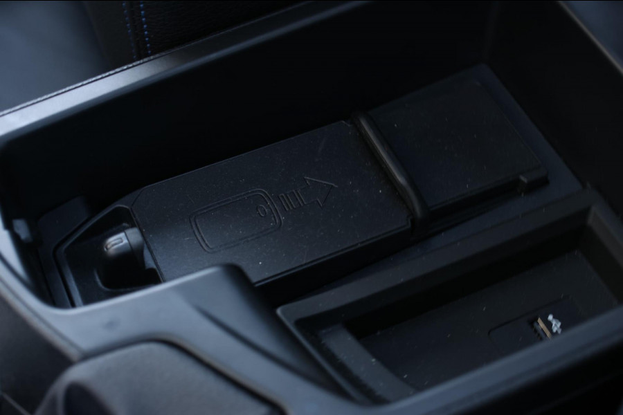 BMW 1-serie M140i xDrive LCI2 *Schuifdak*H/K*Navi Pro*1e eigenaar*