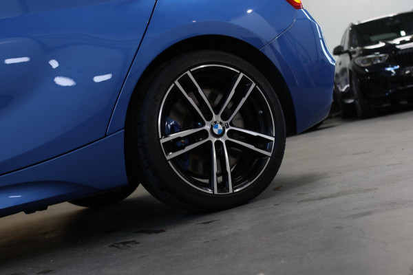 BMW 1-serie M140i xDrive LCI2 *Schuifdak*H/K*Navi Pro*1e eigenaar*