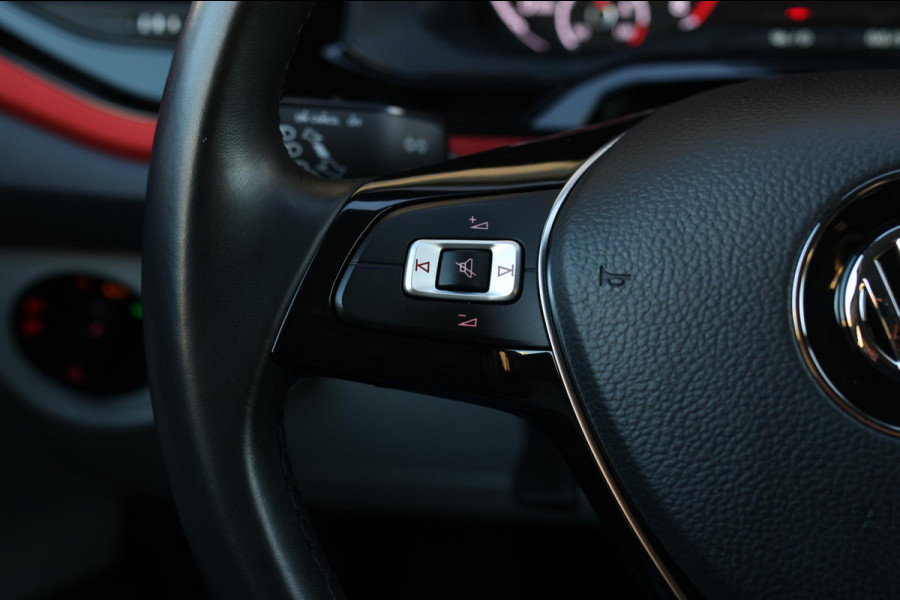 Volkswagen Polo 1.0 TSI R-Line Beats 116PK *Stoelverwarming*DAB*1e eigenaar*