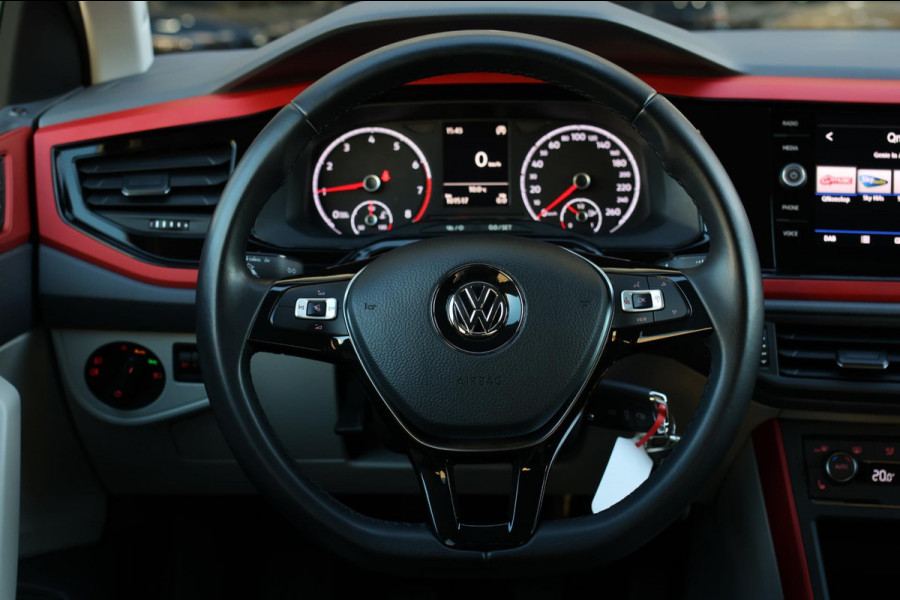 Volkswagen Polo 1.0 TSI R-Line Beats 116PK *Stoelverwarming*DAB*1e eigenaar*