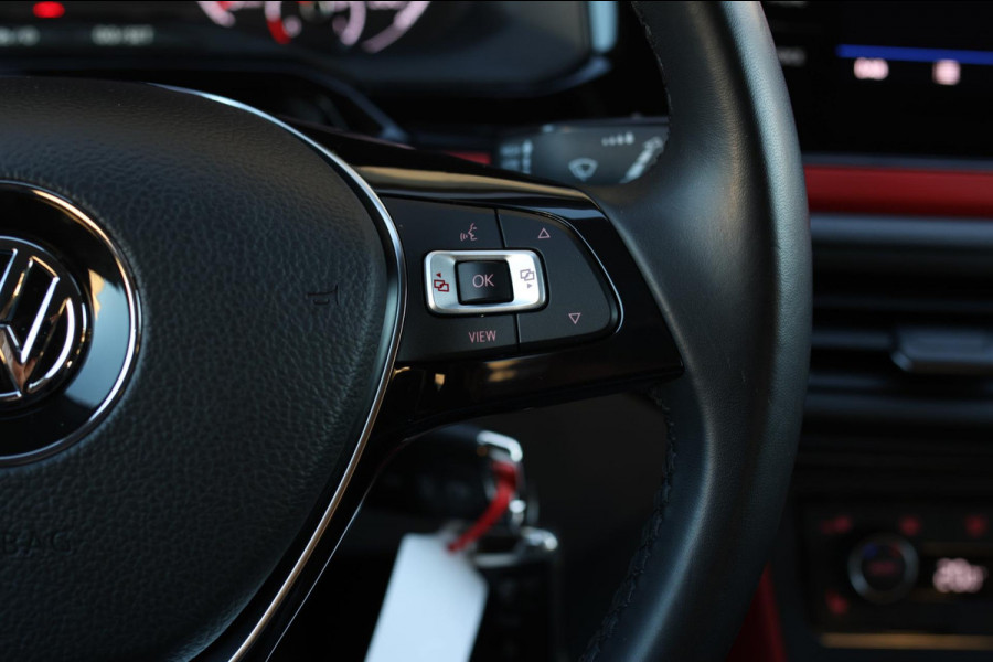 Volkswagen Polo 1.0 TSI R-Line Beats 116PK *Stoelverwarming*DAB*1e eigenaar*