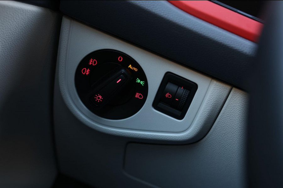 Volkswagen Polo 1.0 TSI R-Line Beats 116PK *Stoelverwarming*DAB*1e eigenaar*