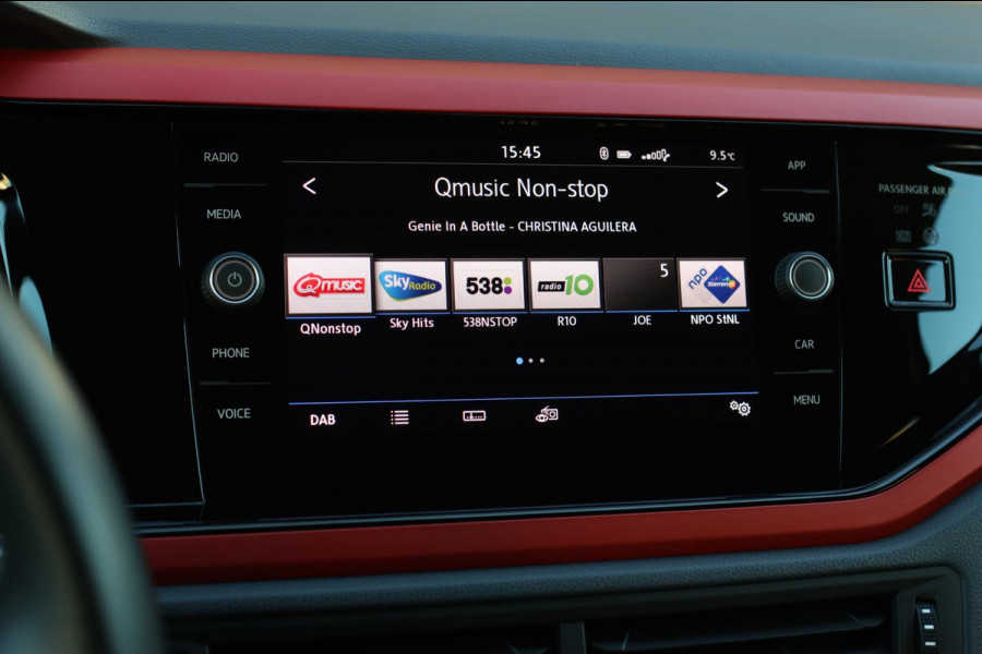 Volkswagen Polo 1.0 TSI R-Line Beats 116PK *Stoelverwarming*DAB*1e eigenaar*