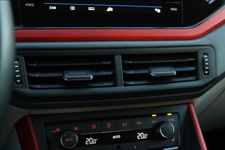 Volkswagen Polo 1.0 TSI R-Line Beats 116PK *Stoelverwarming*DAB*1e eigenaar*