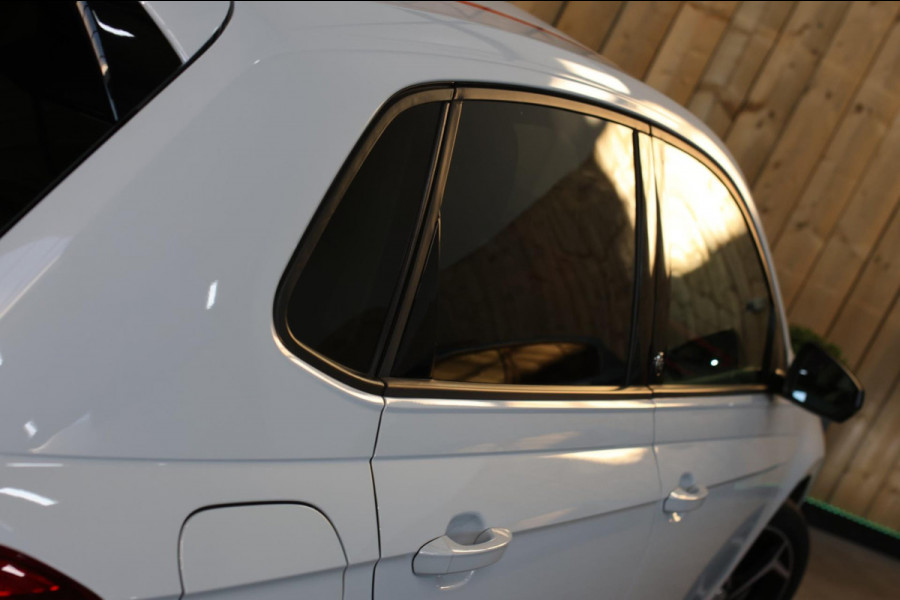 Volkswagen Polo 1.0 TSI R-Line Beats 116PK *Stoelverwarming*DAB*1e eigenaar*