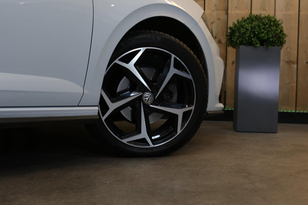 Volkswagen Polo 1.0 TSI R-Line Beats 116PK *Stoelverwarming*DAB*1e eigenaar*