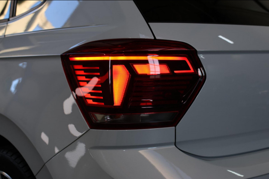 Volkswagen Polo 1.0 TSI R-Line Beats 116PK *Stoelverwarming*DAB*1e eigenaar*