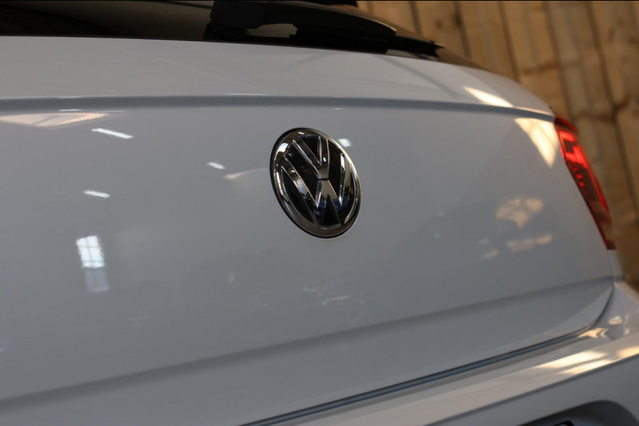 Volkswagen Polo 1.0 TSI R-Line Beats 116PK *Stoelverwarming*DAB*1e eigenaar*