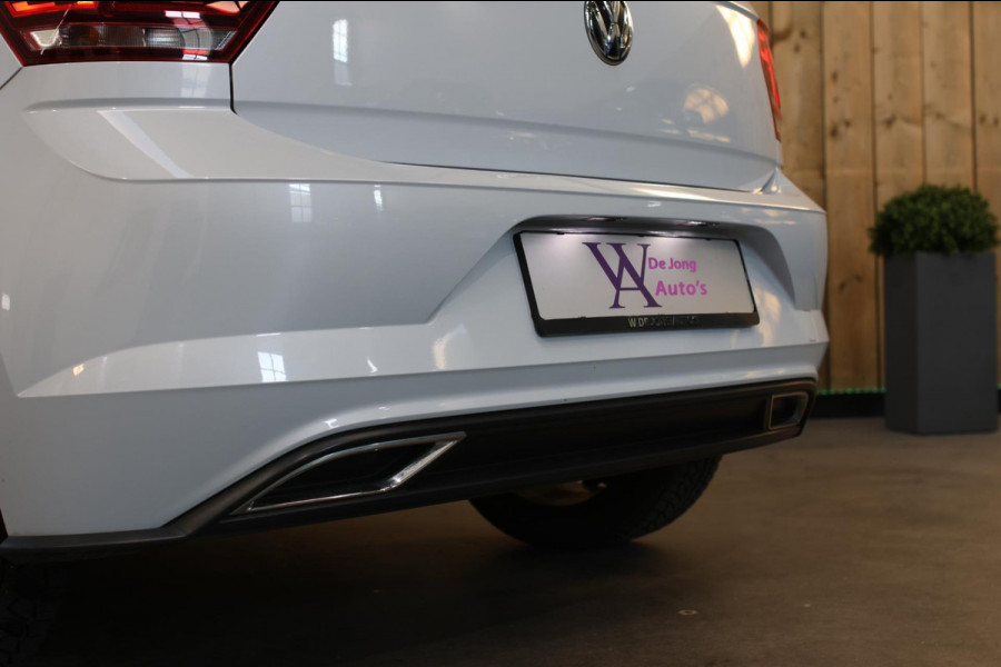 Volkswagen Polo 1.0 TSI R-Line Beats 116PK *Stoelverwarming*DAB*1e eigenaar*