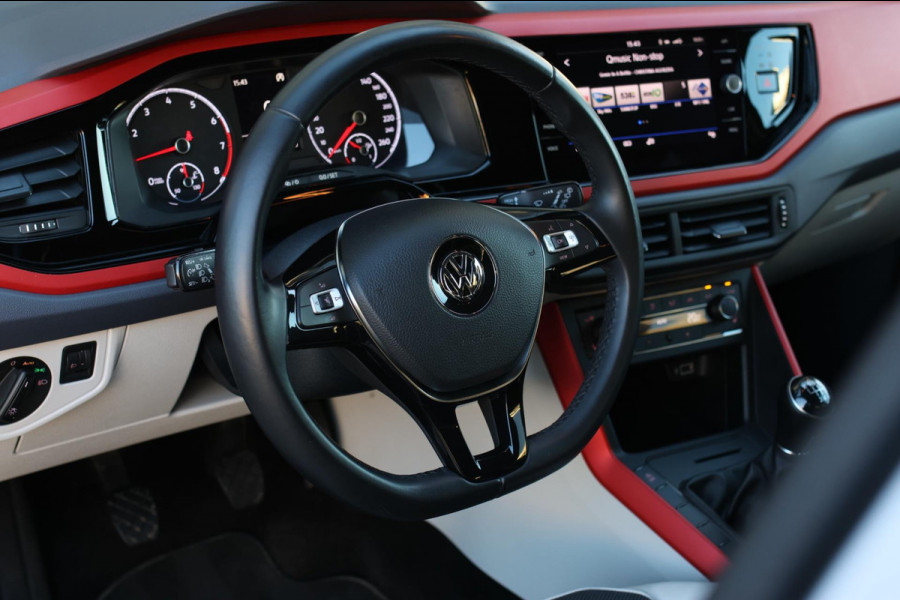 Volkswagen Polo 1.0 TSI R-Line Beats 116PK *Stoelverwarming*DAB*1e eigenaar*