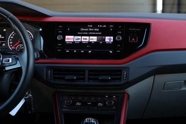 Volkswagen Polo 1.0 TSI R-Line Beats 116PK *Stoelverwarming*DAB*1e eigenaar*