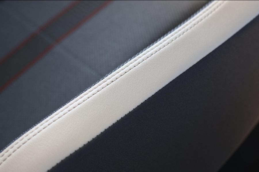 Volkswagen Polo 1.0 TSI R-Line Beats 116PK *Stoelverwarming*DAB*1e eigenaar*