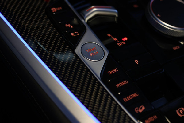 BMW X5 XDrive50e M-Sport Pro *Pano*M-Stoelen*H/K*360 Camera*Soft-Close*