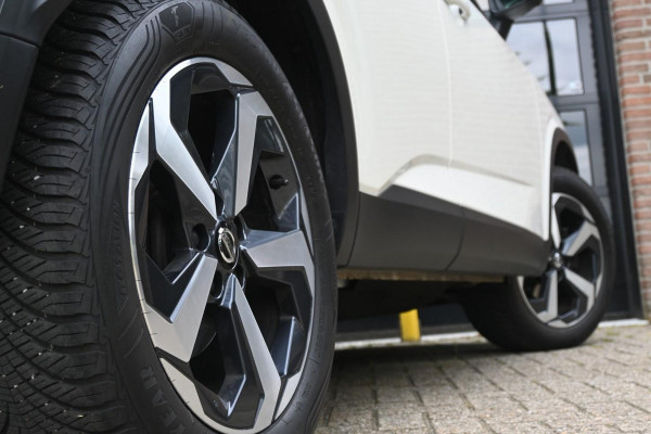 Nissan QASHQAI 1.3 MHEV Xtronic 1stEdition Pano ProPilot H-Leder '21