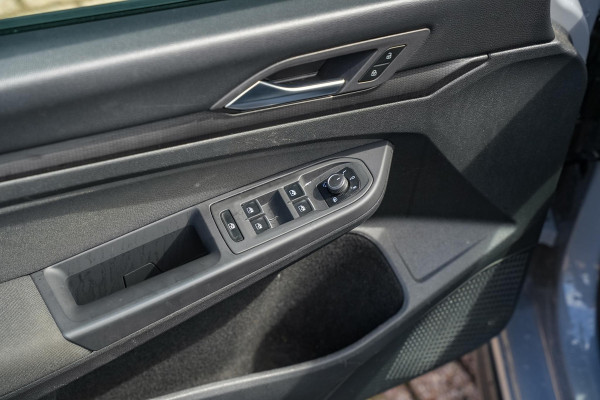 Volkswagen Golf 2.0 TDI GTD Panoramadak IQ Light Harman/Kardon Keyless 19''LM Nardo Grey