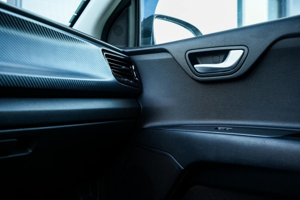 Kia Rio 1.0 TGDI DynamicLine GT Line Lane Assist LED Stuurverw. Carplay Camera 17''LM