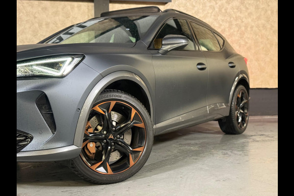 CUPRA Formentor 2.0 TSI 4DRIVE | Brembo| Pano | Trekhaak | Leer | Keyless | Camera | memory