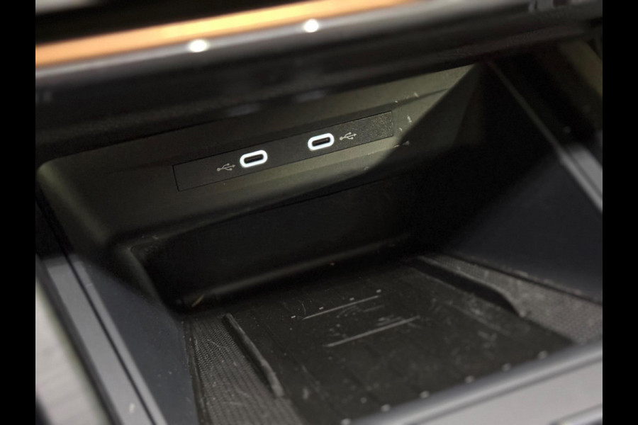 CUPRA Formentor 2.0 TSI 4DRIVE | Brembo| Pano | Trekhaak | Leer | Keyless | Camera | memory