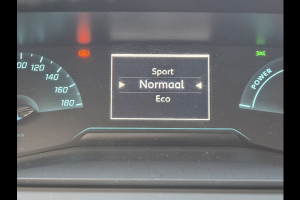 Peugeot e-2008 EV Active 50 kWh Carplay / NAP / ACTIE !