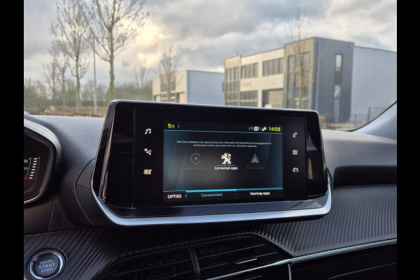 Peugeot e-2008 EV Active 50 kWh Carplay / NAP / ACTIE !