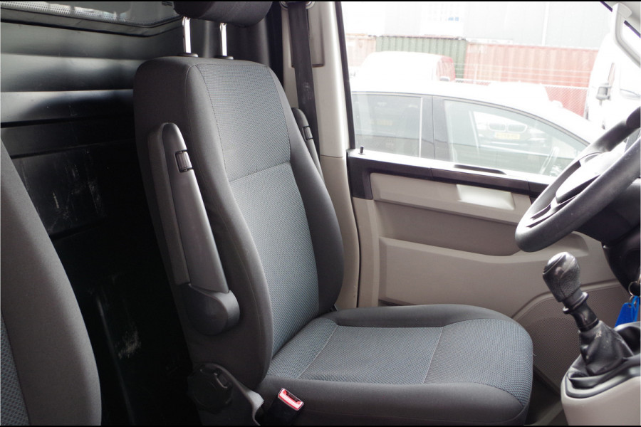 Volkswagen Transporter 2.0 TDI L1H1 Comfortline > trekhaak/cruise/airco/Netjes en goed onderhouden!