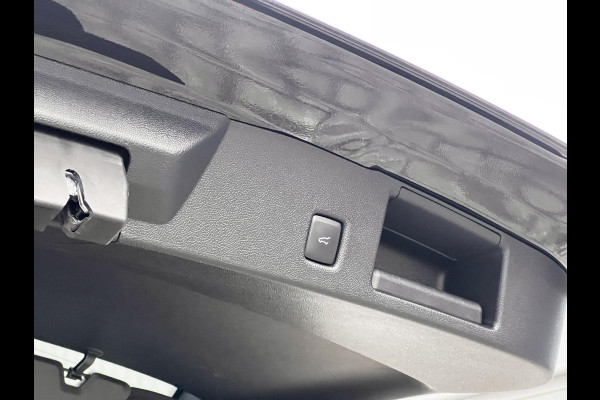 Ford Kuga 2.5 PHEV ST-Line X 243pk | Driver Assistance Pack | Winterpack | Technology Pack | All Weatherbanden | 2.100kg Trekgewicht