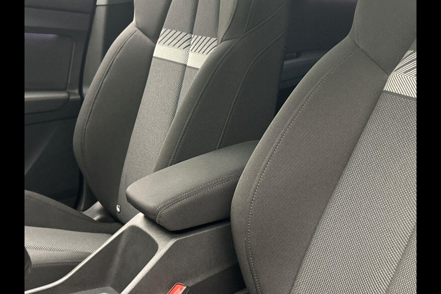 Audi Q4 e-tron 40 Launch edition Advanced Plus 77 kWh Trekhaak Adaptieve Cruise Panoramadak Virtual-cockpit Stuur/Stoel Verwarming