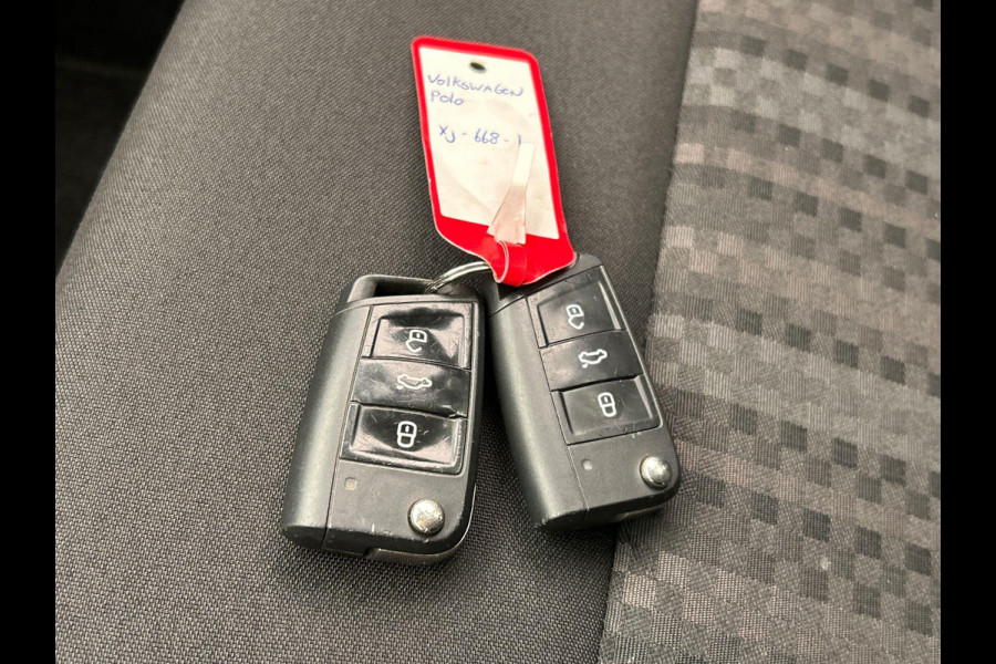 Volkswagen Polo 1.0 * Trekhaak * Airco Trekhaak Navigatie