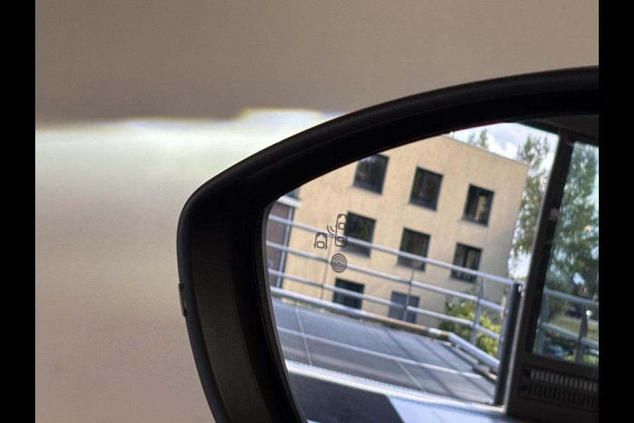 Peugeot 208 1.2 Hybrid 110 e-DCS6 GT