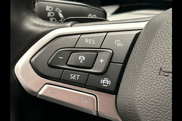 Volkswagen GOLF Variant 1.0 eTSI Life Camera Trekhaak Stoelverwarming Adaptieve Cruise Carplay