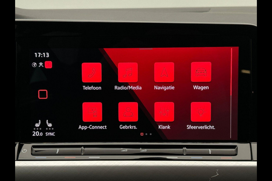 Volkswagen GOLF Variant 1.0 eTSI Life Camera Trekhaak Stoelverwarming Adaptieve Cruise Carplay