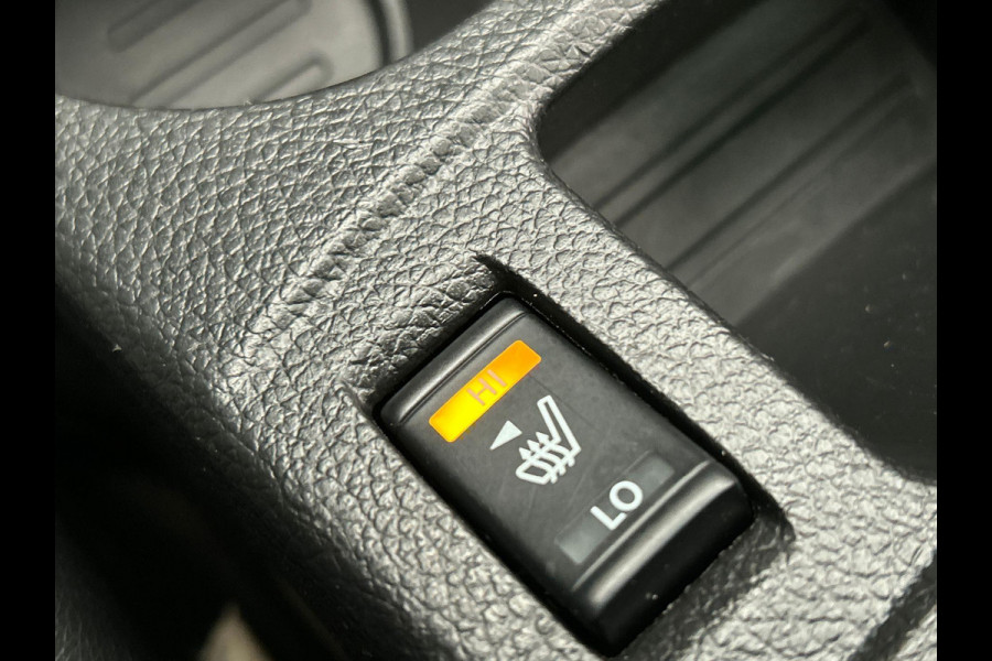 Nissan QASHQAI 1.2 Tekna Panoramadak Trekhaak Stoelverwarming 360 camera Leder